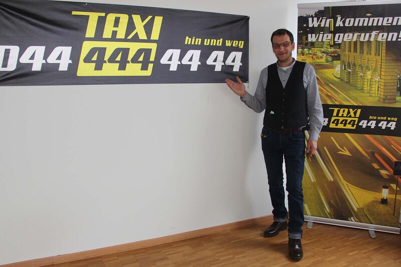Taxi 444 AG